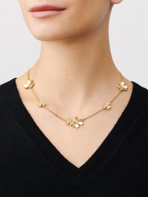 Frivole necklace, 9 flowers - Image 3