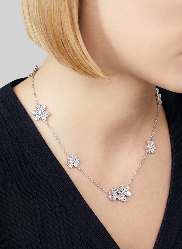 Frivole necklace, 9 flowers - Image 3