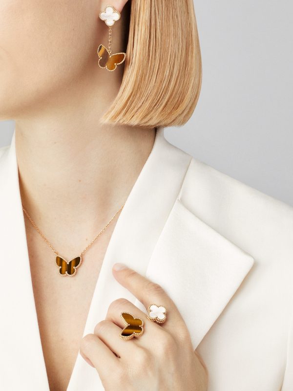 Lucky Alhambra butterfly pendant - Image 3