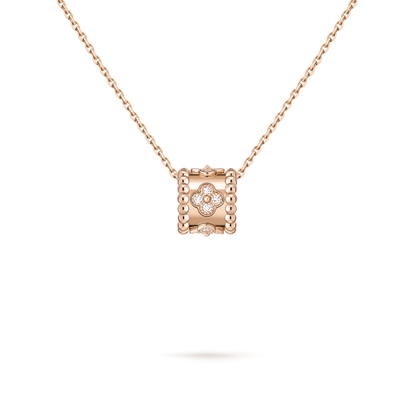 Perlée clovers pendant